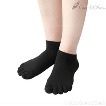 Load image into Gallery viewer, TAI-KAN Five toe socks 360 denier 五趾襪
